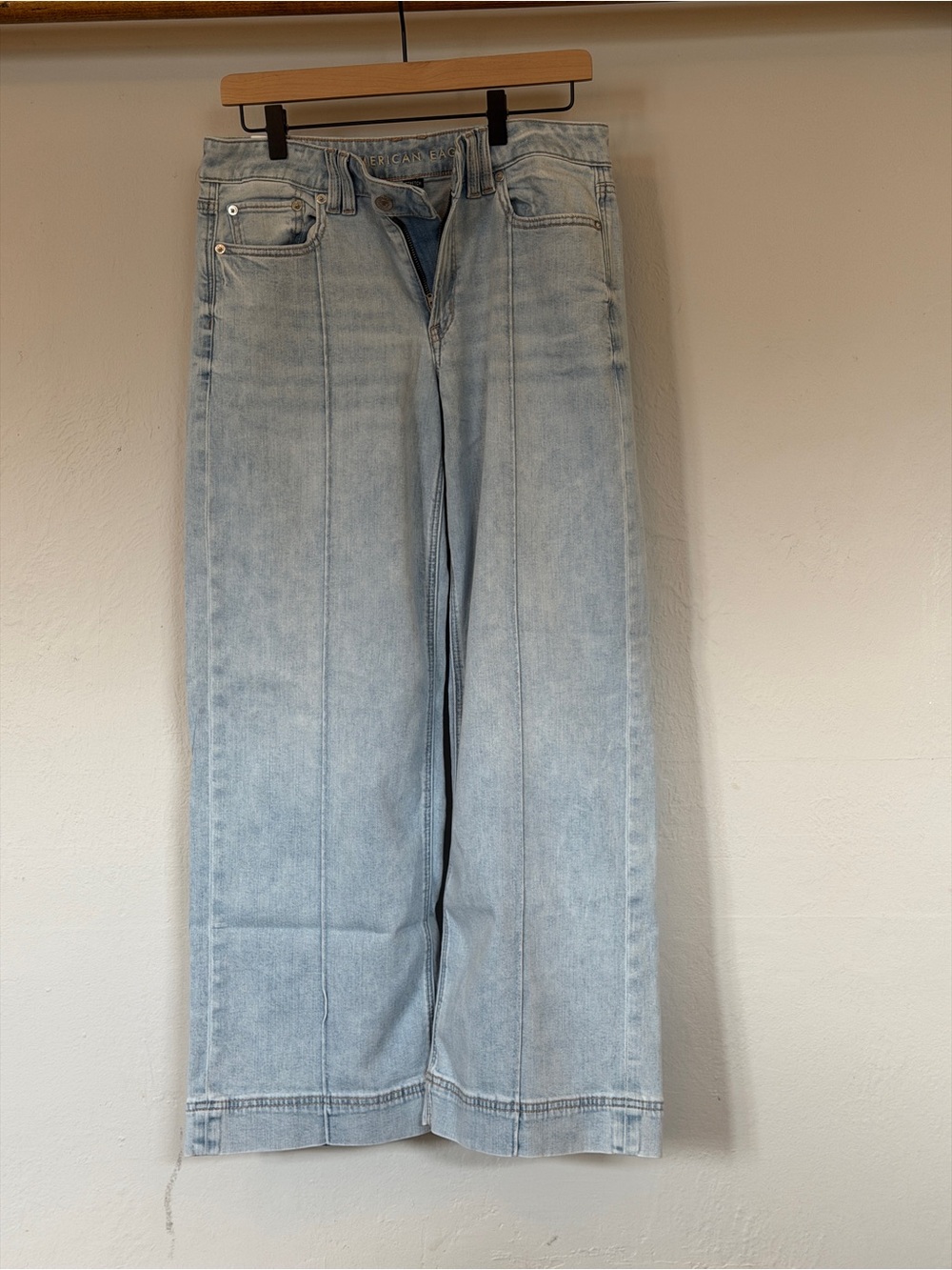 American Eagle Outfitters Light Blue Relaxed Wide-Leg Jeans